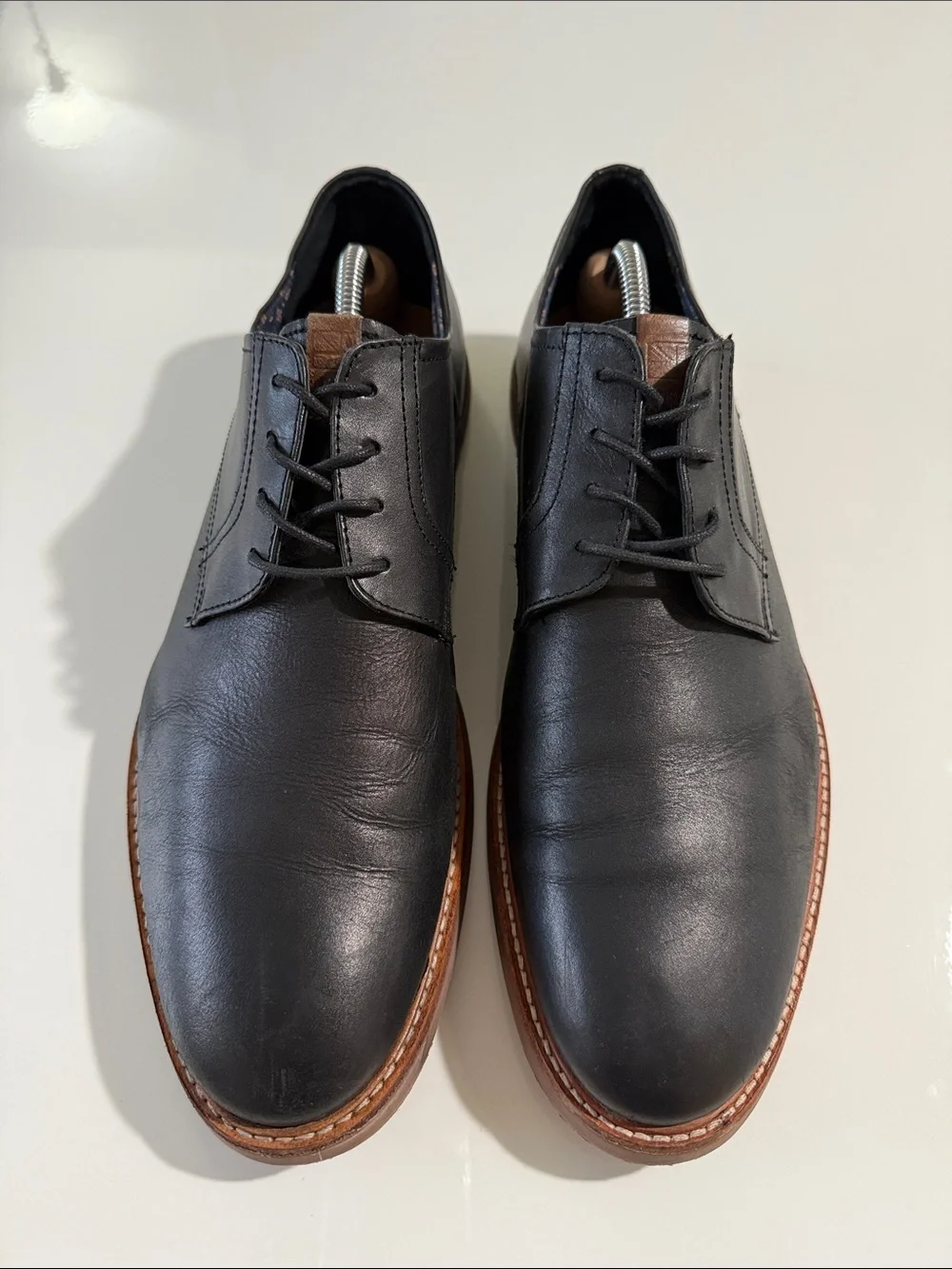 Ben Sherman Black Leather Derby Shoes with Brown Trim Sz 13